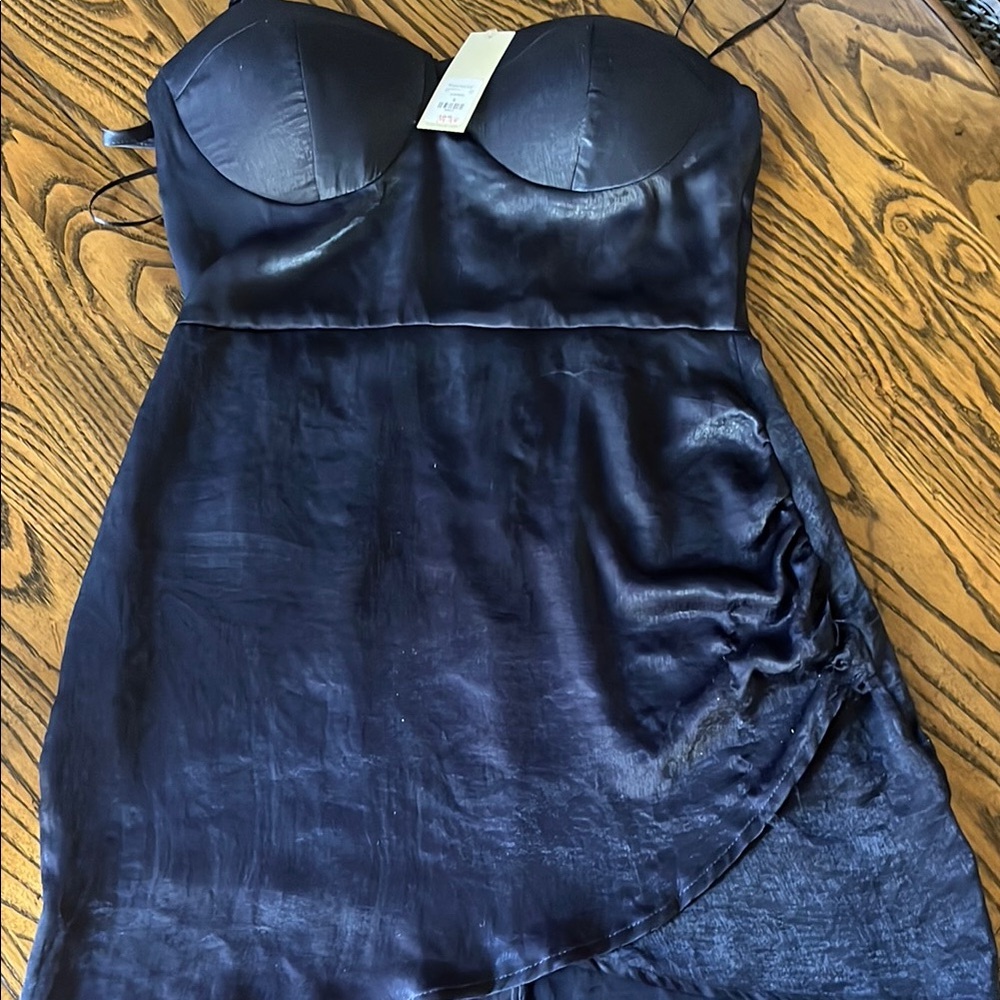 Elegant Black Strapless Dress